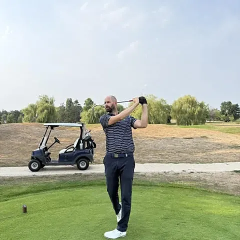 Alexis en fin de swing sur un départ